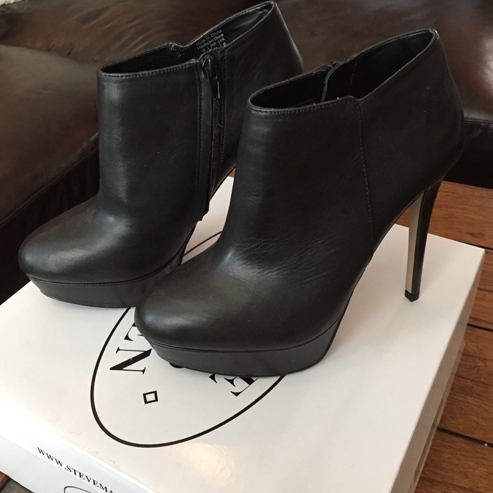 ALDO Black Platform Booties