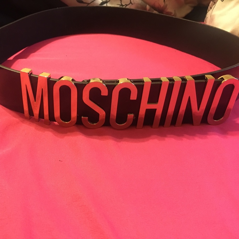 Moschino belt