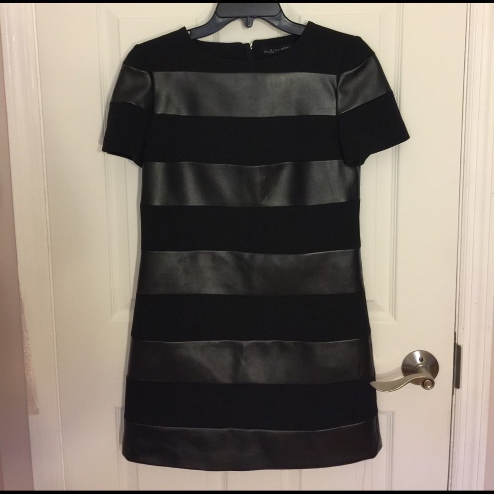 Zara short-sleeve black dress
