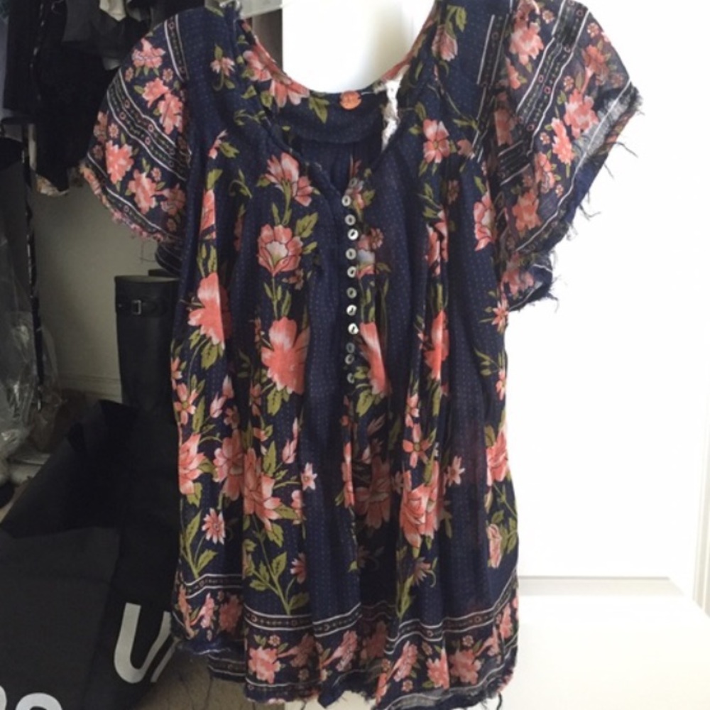 Floral top