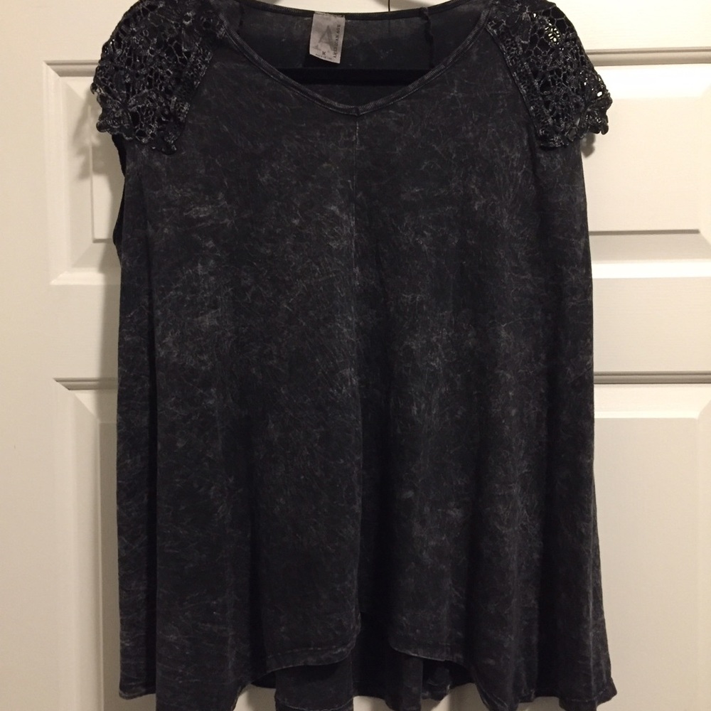 URBAN OUTFITTERS Acid wash black tee
