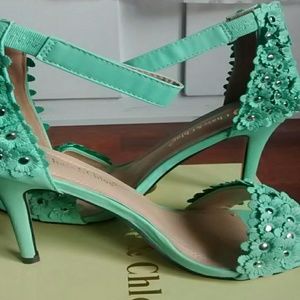 Chase & Chloe mint green flower heels