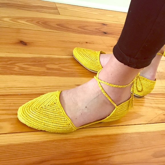 Hand Woven Yellow Flats - Picture 3 of 4