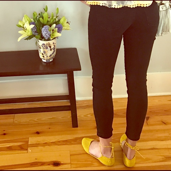 Hand Woven Yellow Flats - Picture 4 of 4