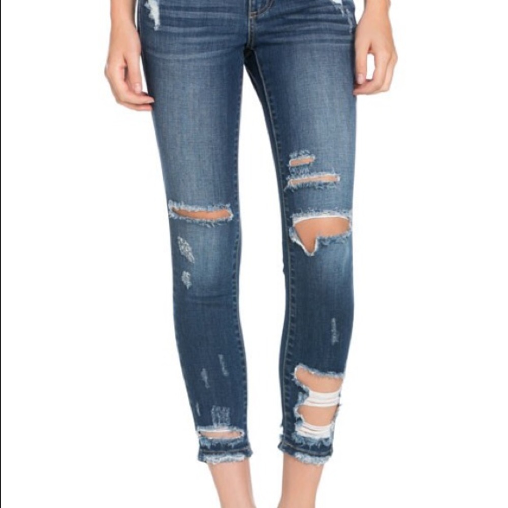 💎💗Mid Rise Distressed ankle skinny jeans!!💗💎