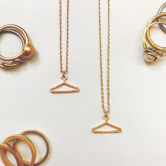 LAST ONE! Delicate Hanger Necklace - Picture 2 of 3