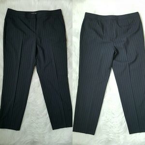 Vince Camuto 
Women's Dress Pants 
Size 10 
Waist