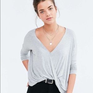 GREY SILENCE + NOISE AVERY SURPLICE TOP
