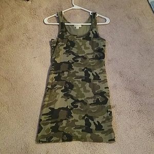 Adorable camo tank dress! Sz S