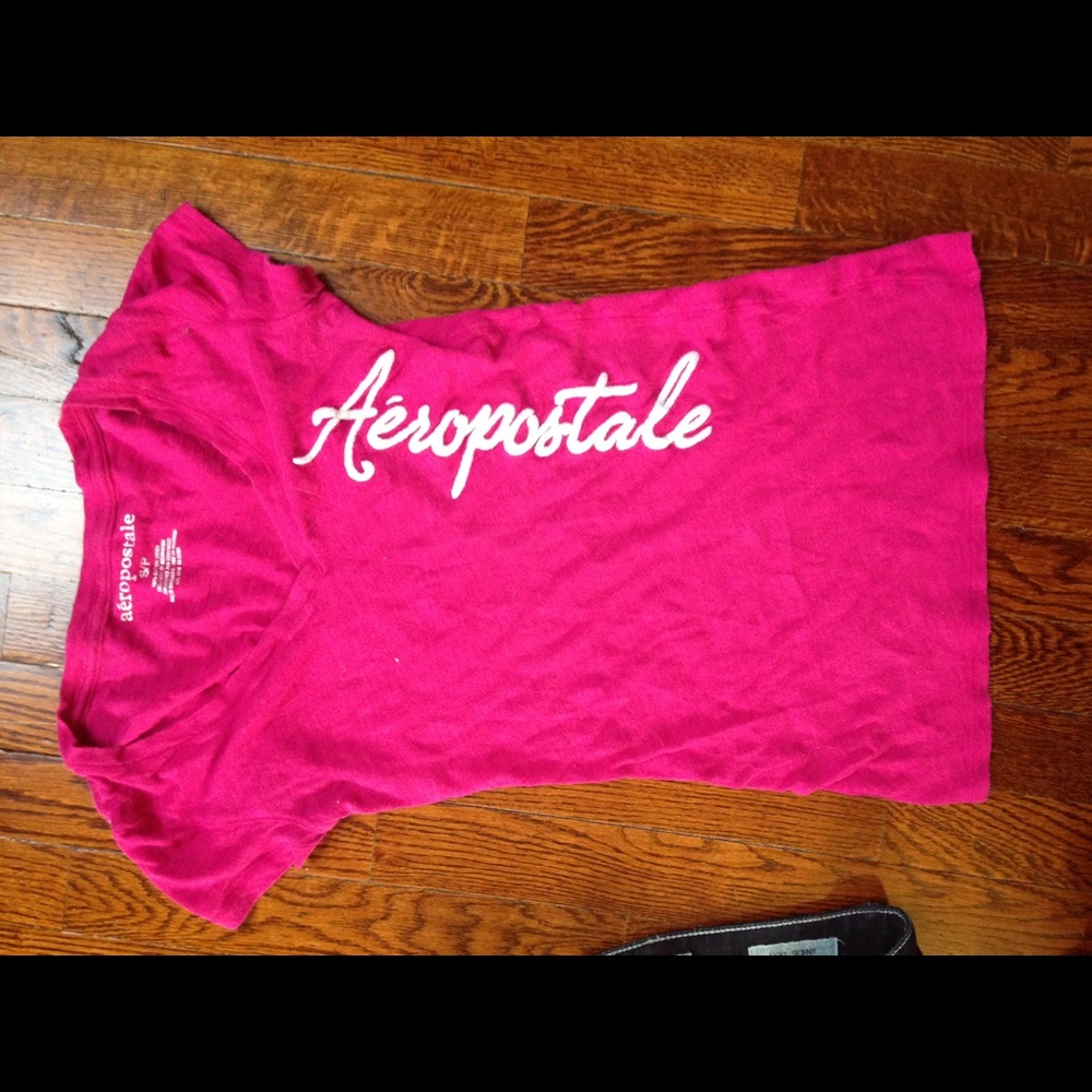 Like new Aeropostale shirt small