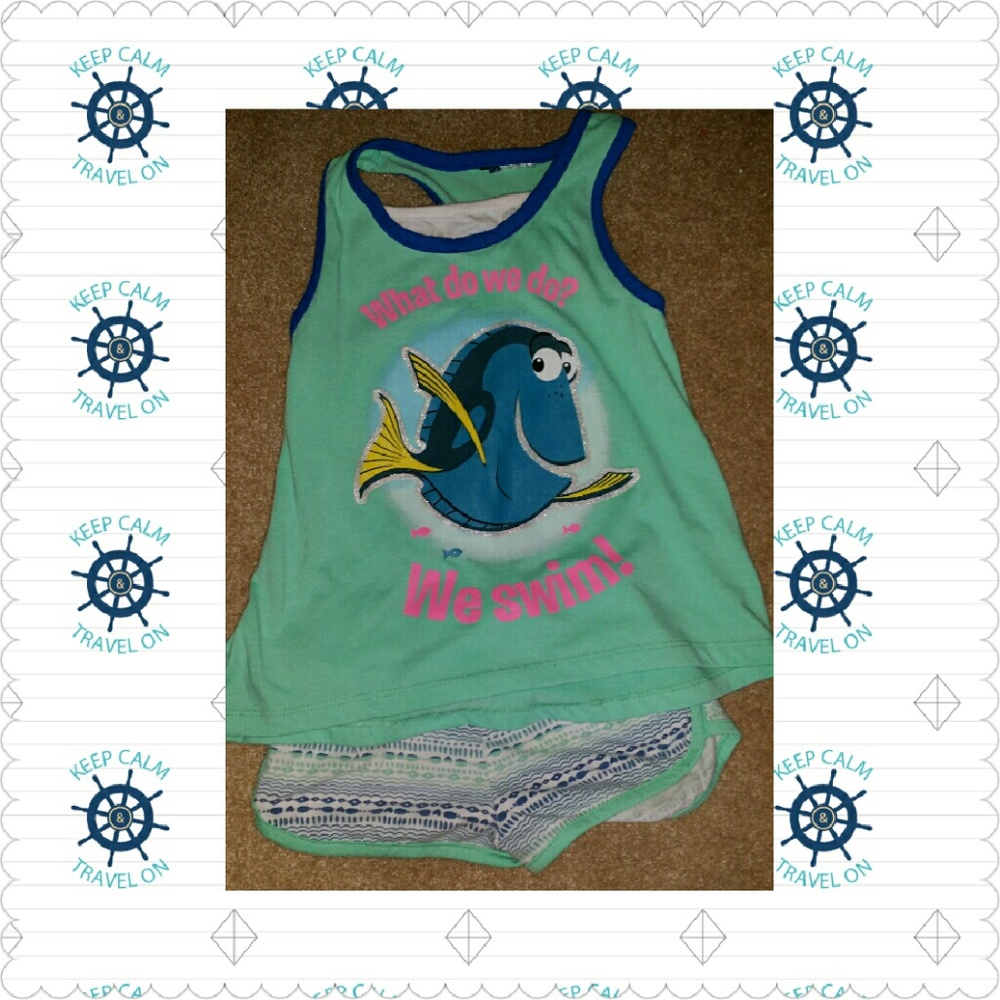 Disney Dory 2 piece outfit size 6