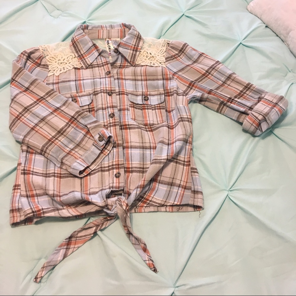 Plaid shirt with lace and tie