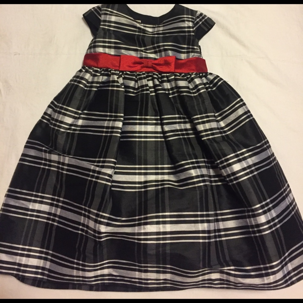 Gorgeous and classy! Plaid dressy dress