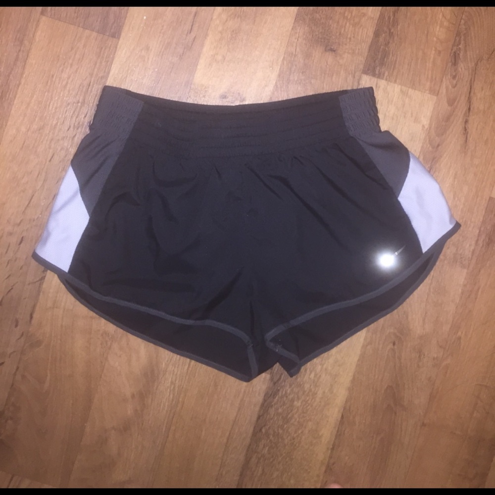 Black Nike shorts