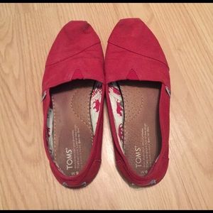 TOMS Red Canvas Women's Classics