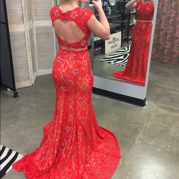 PROM DRESS - Picture 2 of 2