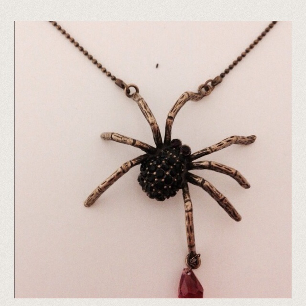 Betsey Johnson spider rhinestone charm choker necklace goth Halloween insect nwt