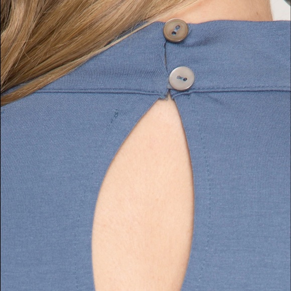 Long sleeve rayon top with choker - Picture 2 of 2