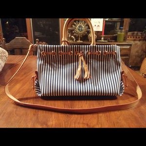 Dooney and Bourke bag
