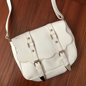 White scalloped crossbody bag