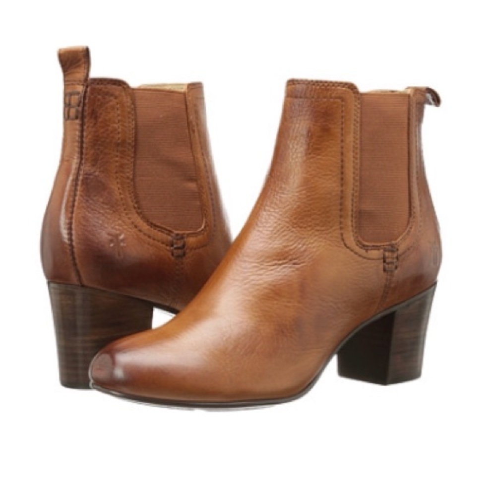 Frye Stella Chelsea Short