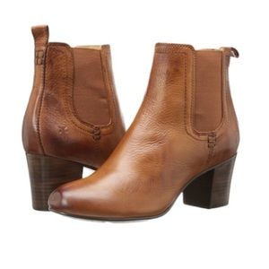 Frye Stella Chelsea Short