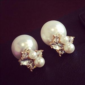 ✨Beautiful Pearl Earrings✨