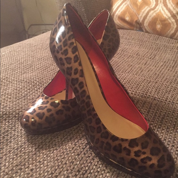 91/2 Nine West Leopard Pump - Picture 1 of 3