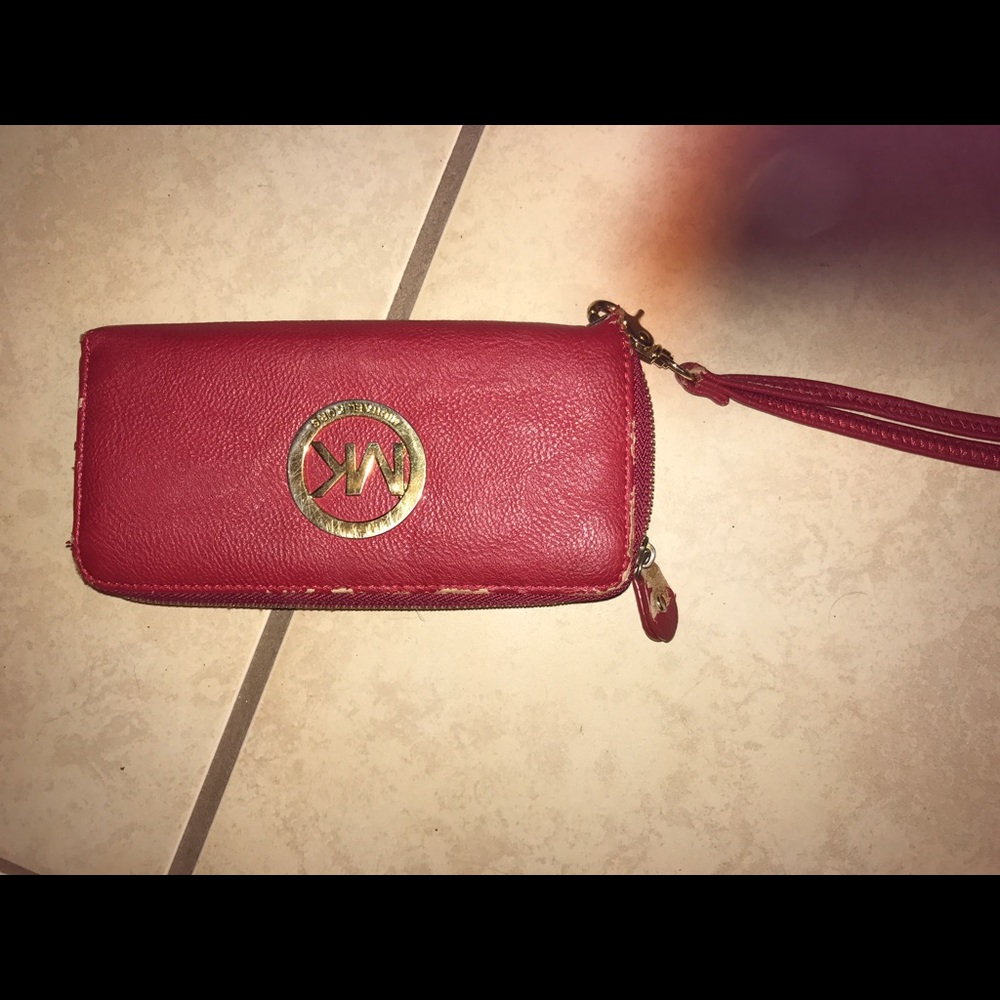 Michael Kors wallet
