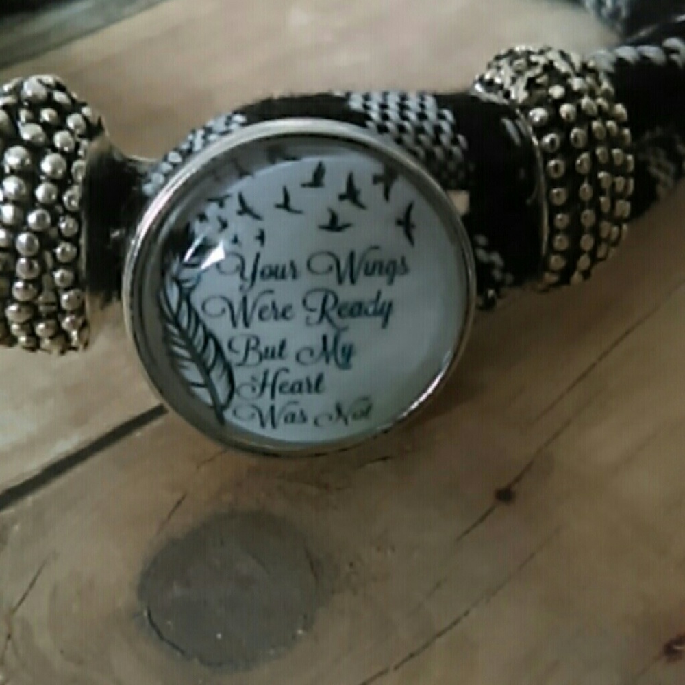 Snap button bracelet - Picture 2 of 3