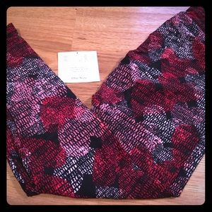 ❤️💜 BNIB Valentine Heart Leggibgs💜❤️