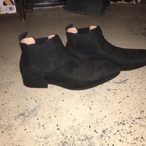 H&m black suede Chelsea boot sz 10.5