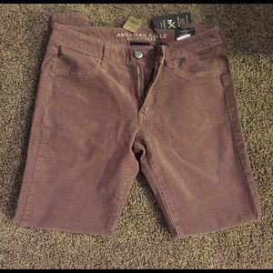 NWT - mauve AE cords