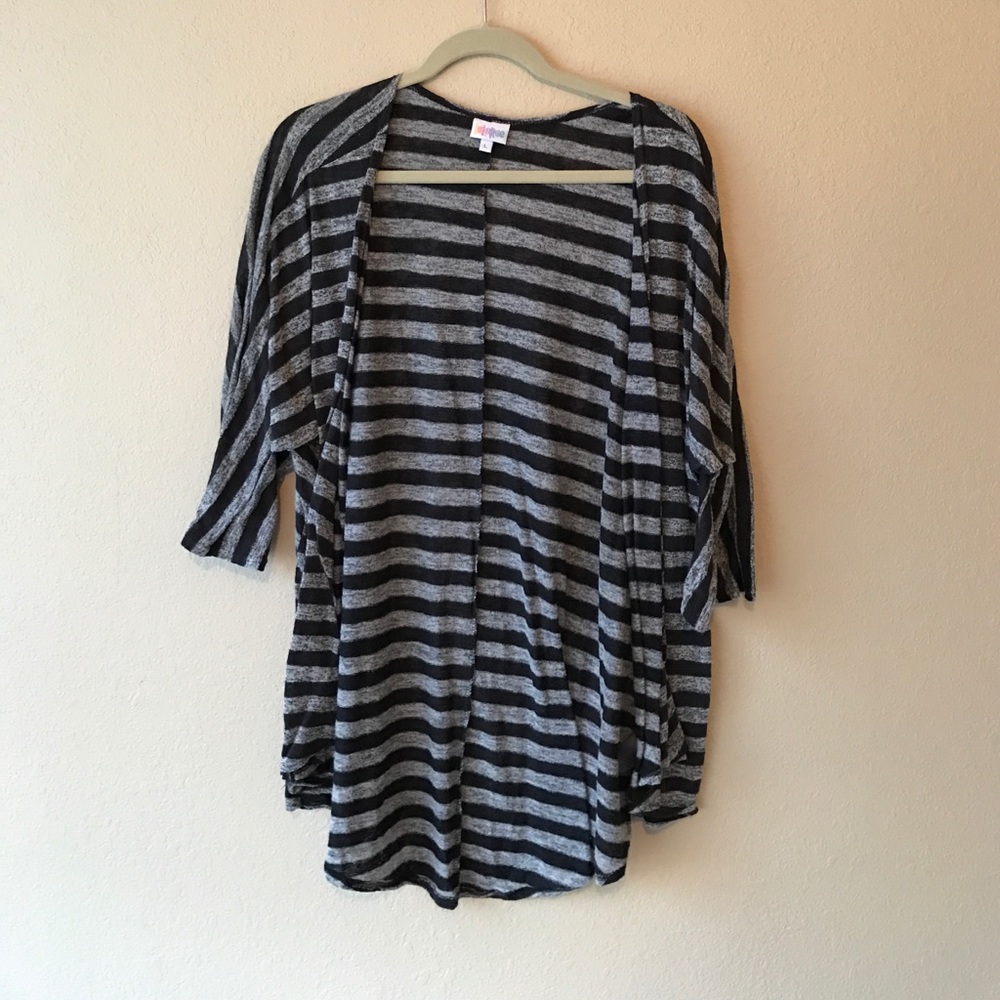 LuLaRoe Lindsay Kimono