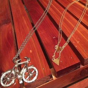 Bundle of necklaces!