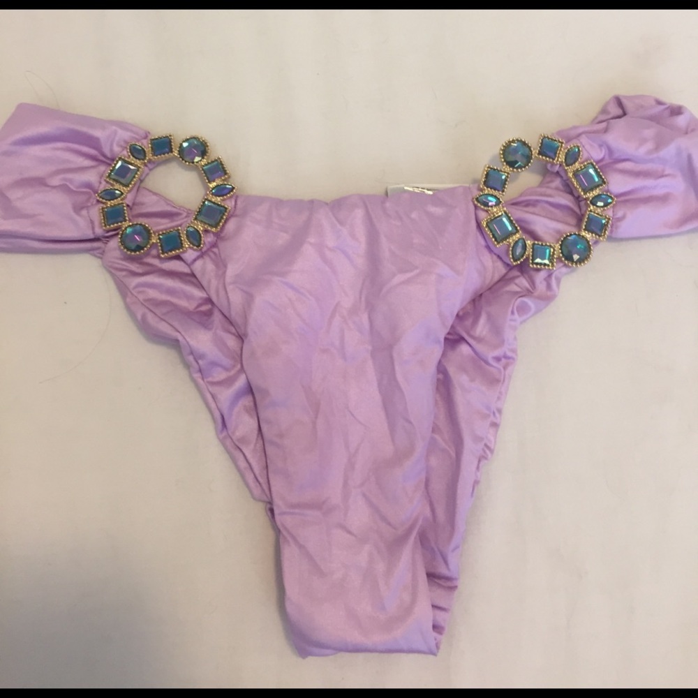 NWOT purple bottoms
