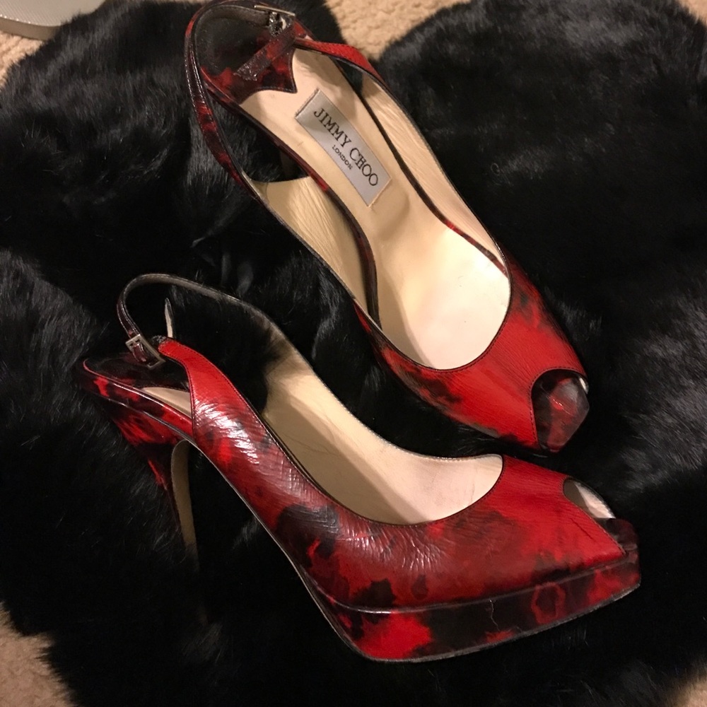 Shoes - Picture 2 of 6