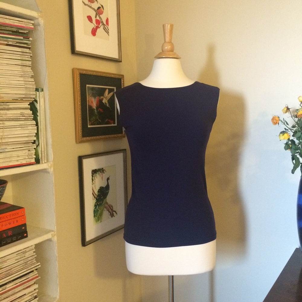 Reversible Top
