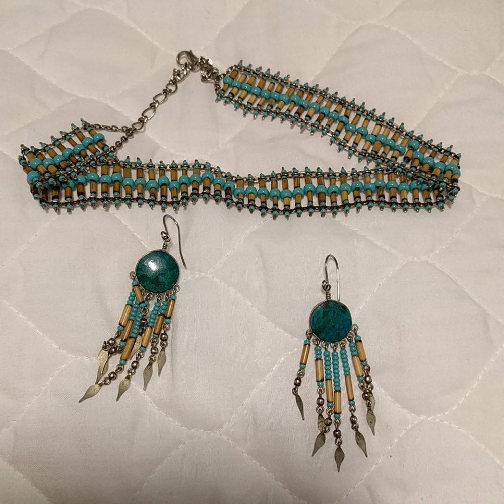 Chocker and earing