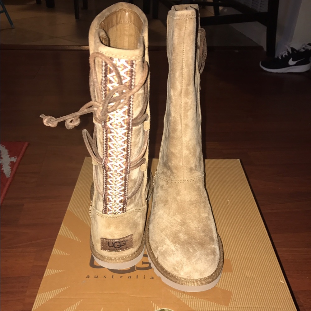 Brand new ugg lo pro Tasman lace up boots