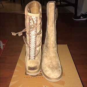 Brand new ugg lo pro Tasman lace up boots