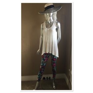 Boutique Pants - Mint & Magenta Floral Leggings Boutique Pants - Mint & Magenta Floral Leggings