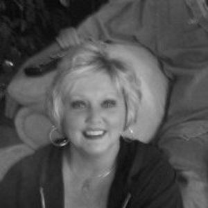 Meet your Posher, Angie