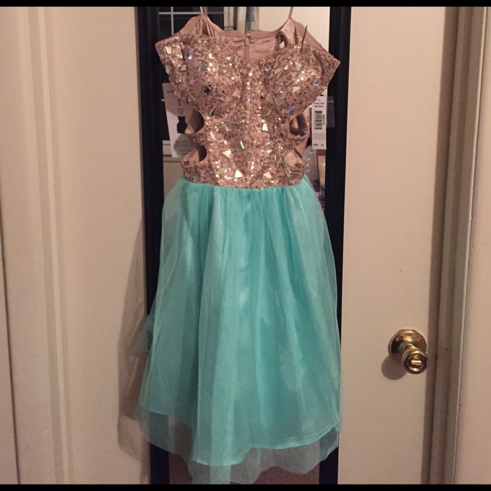 Prom dress