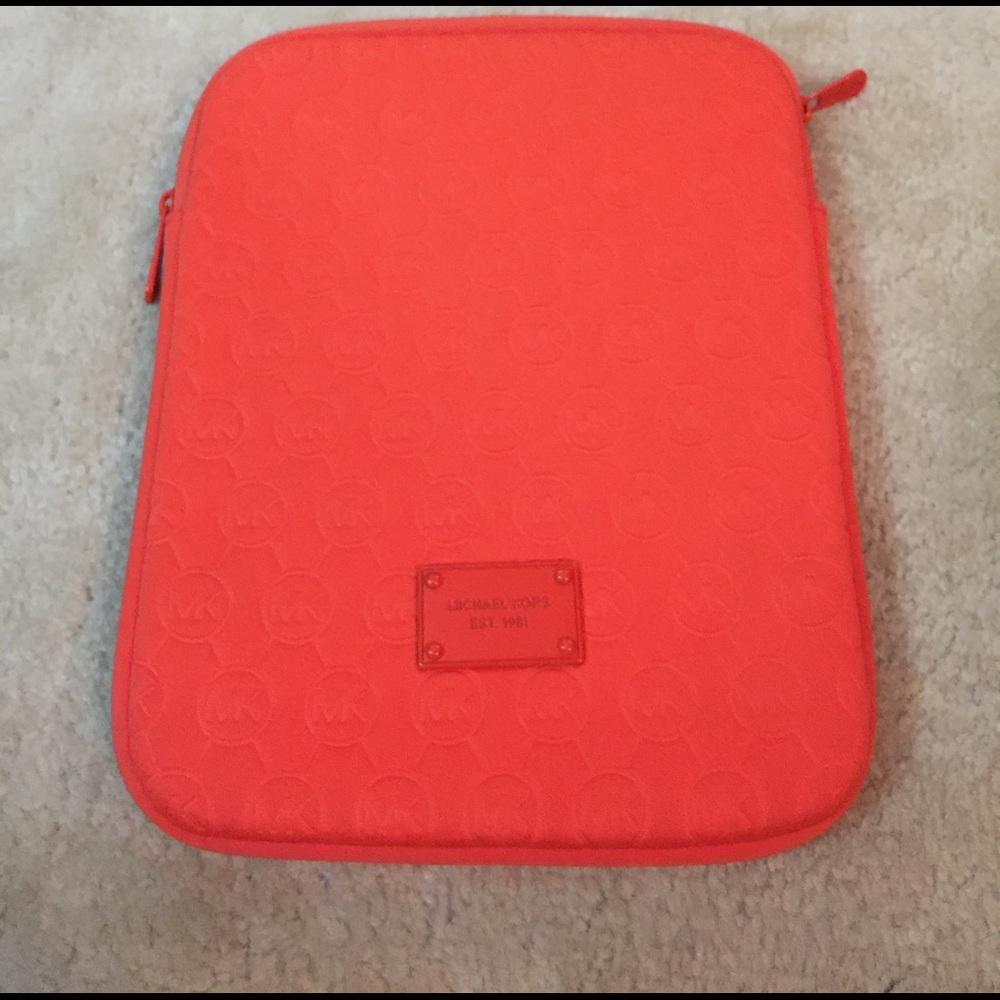 MICHAEL KORS iPad case