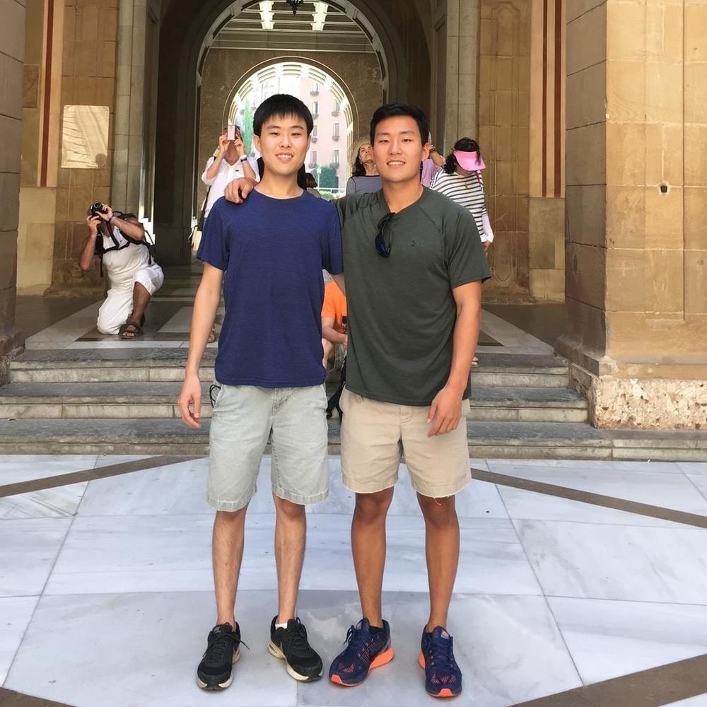 Meet your Posher, Dooru