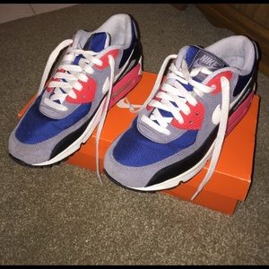 Nike Women's air max 90's size 7.5