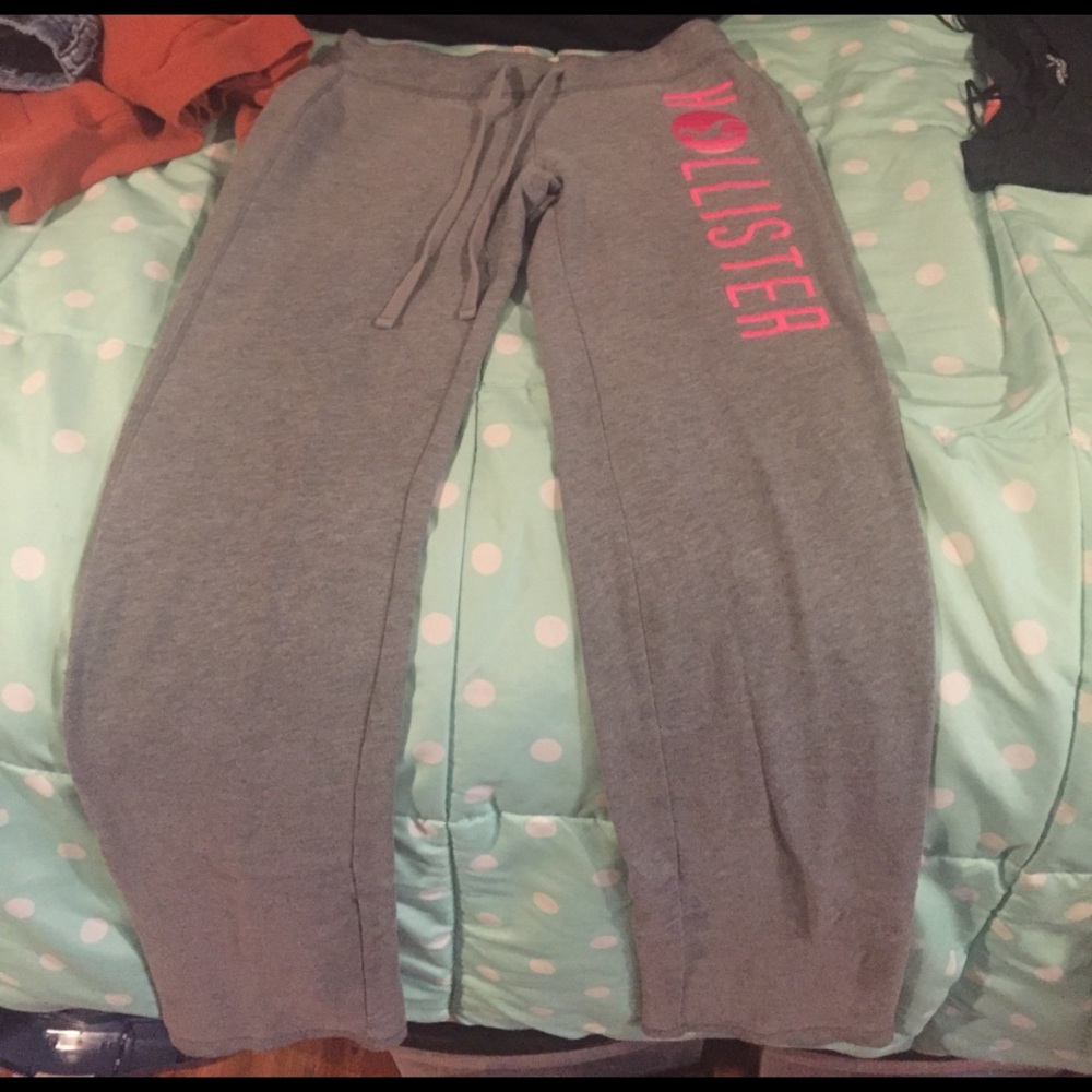 Hollister Sweats
