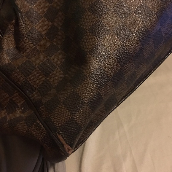 Authentic Louis Vuitton Trevi Gm - Picture 3 of 8