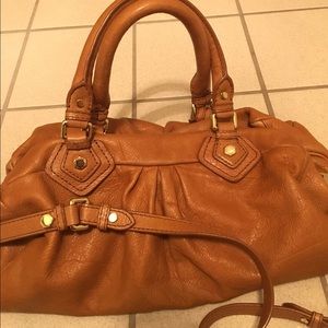 Marc Jacobs Classic Q Groovee